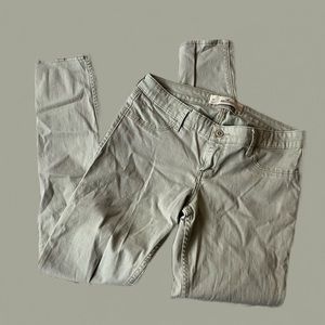 ✨ *BOGO* Hollister pants *BOGO* ✨